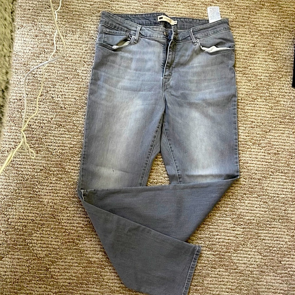 Levi jeans
